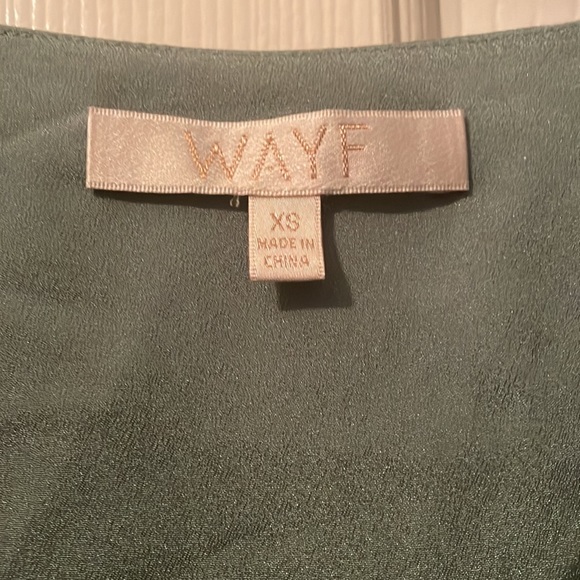 Wayf Green Floral Crop Top - Picture 2 of 4